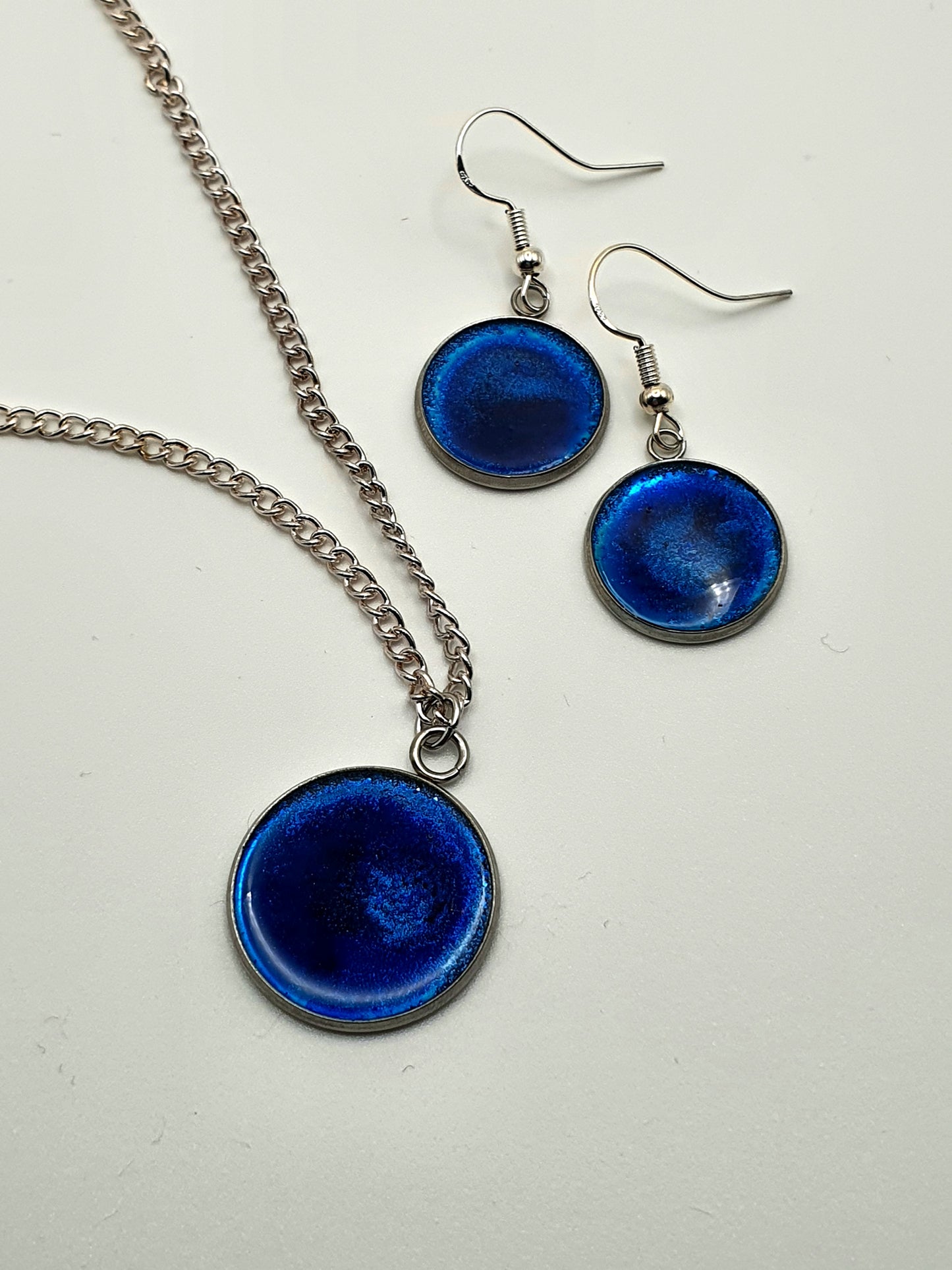 Resin jewellery set