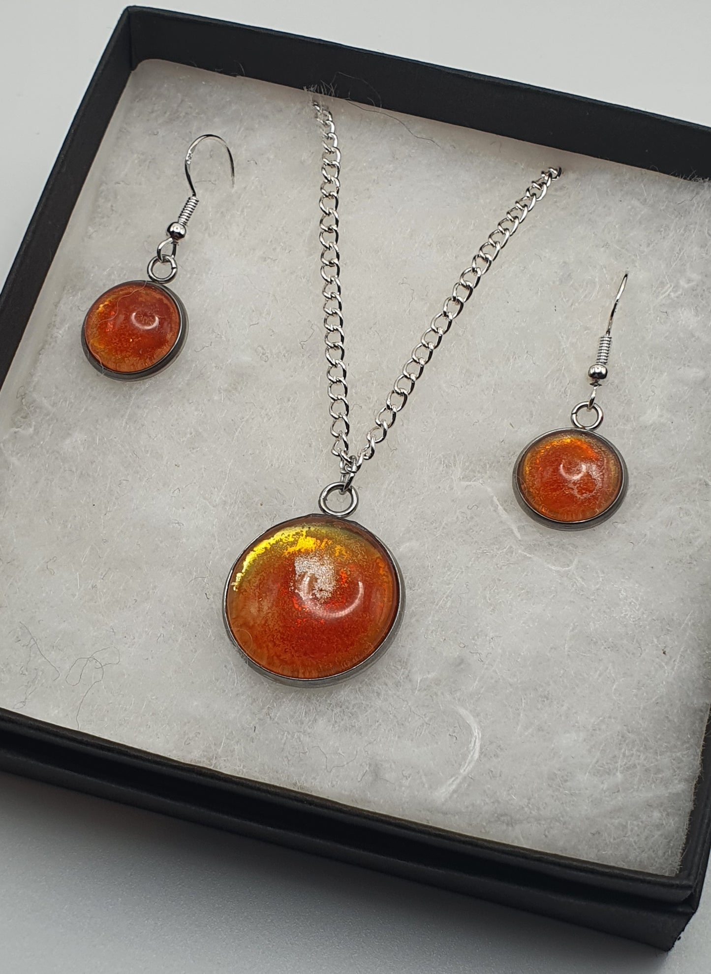 Resin jewellery set